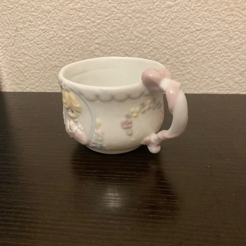 Vintage 1994 Precious Moments cup